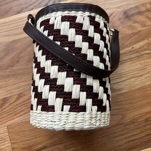Adorable Woven Bucket Purse